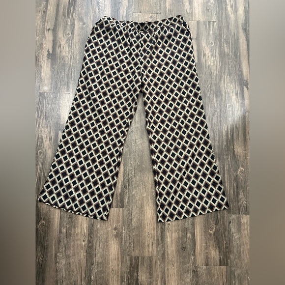 Source Unknown Pants - Source Unknown Black and Cream Geometric Straight Leg Pants